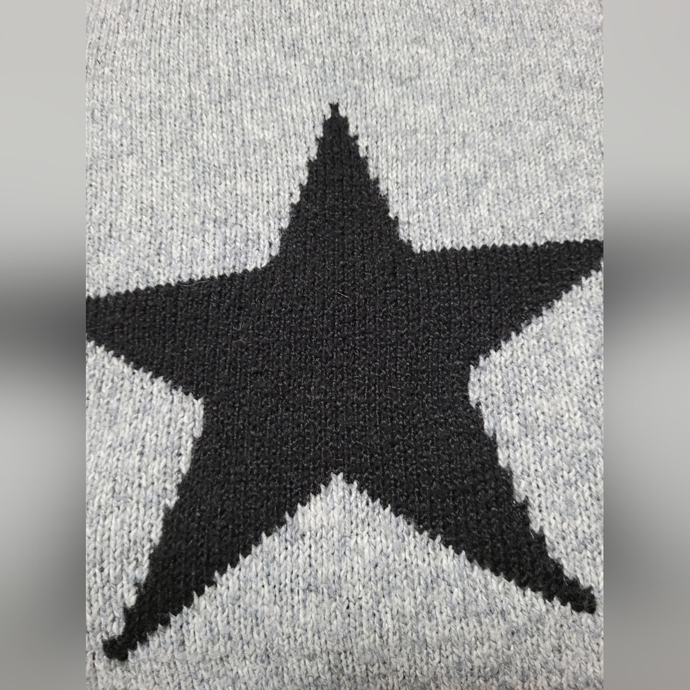 Gray Sweater With Black Star Pattern - image 2